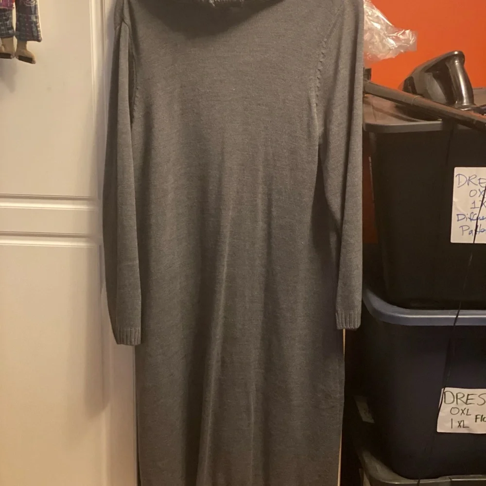 DRESS - Picture 8 of 11